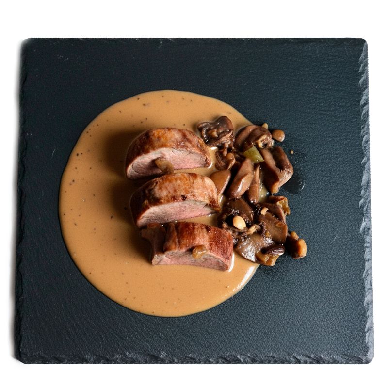 solomillo-de-cerdo-con-salsa-trufa